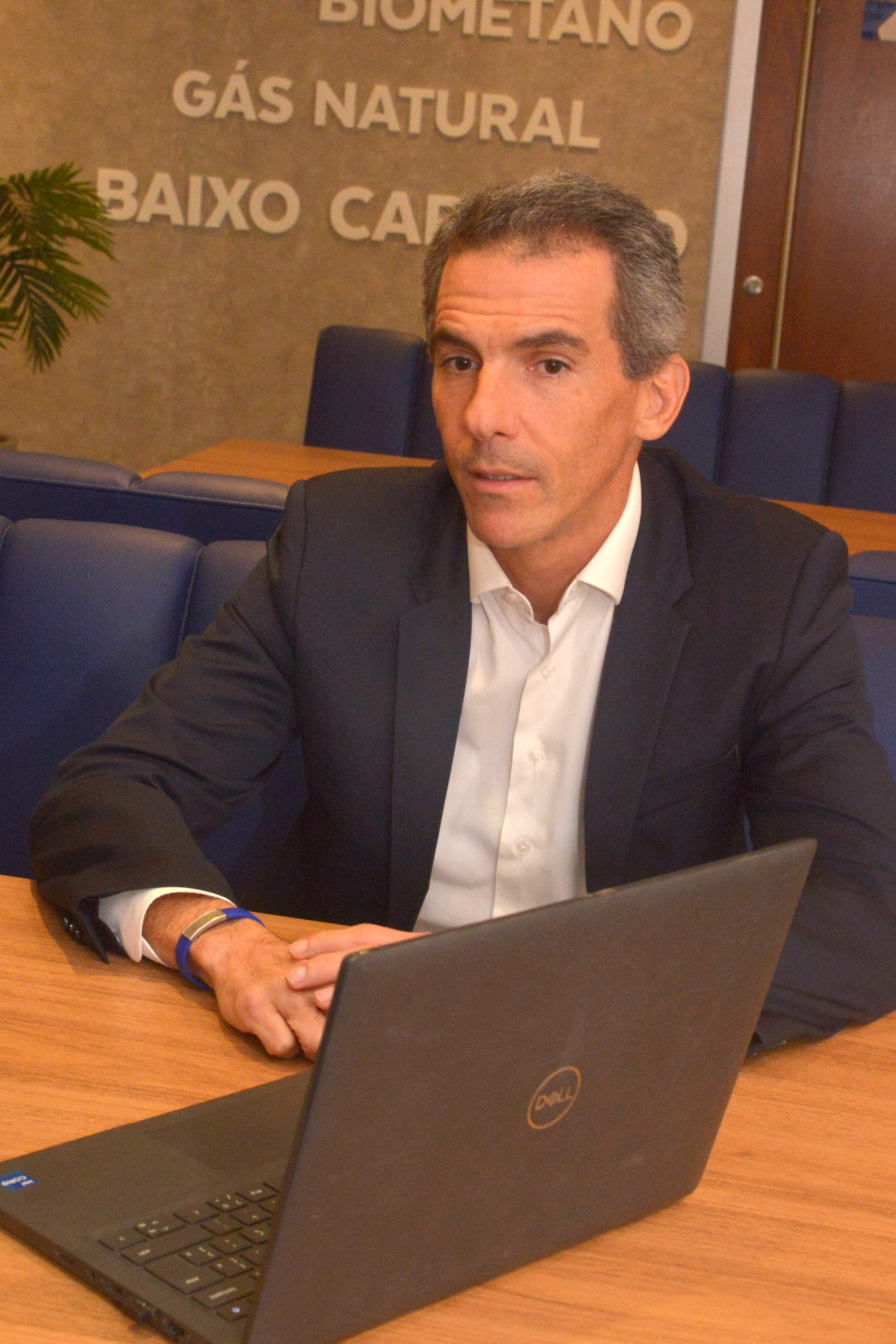 Mauricio Moreira